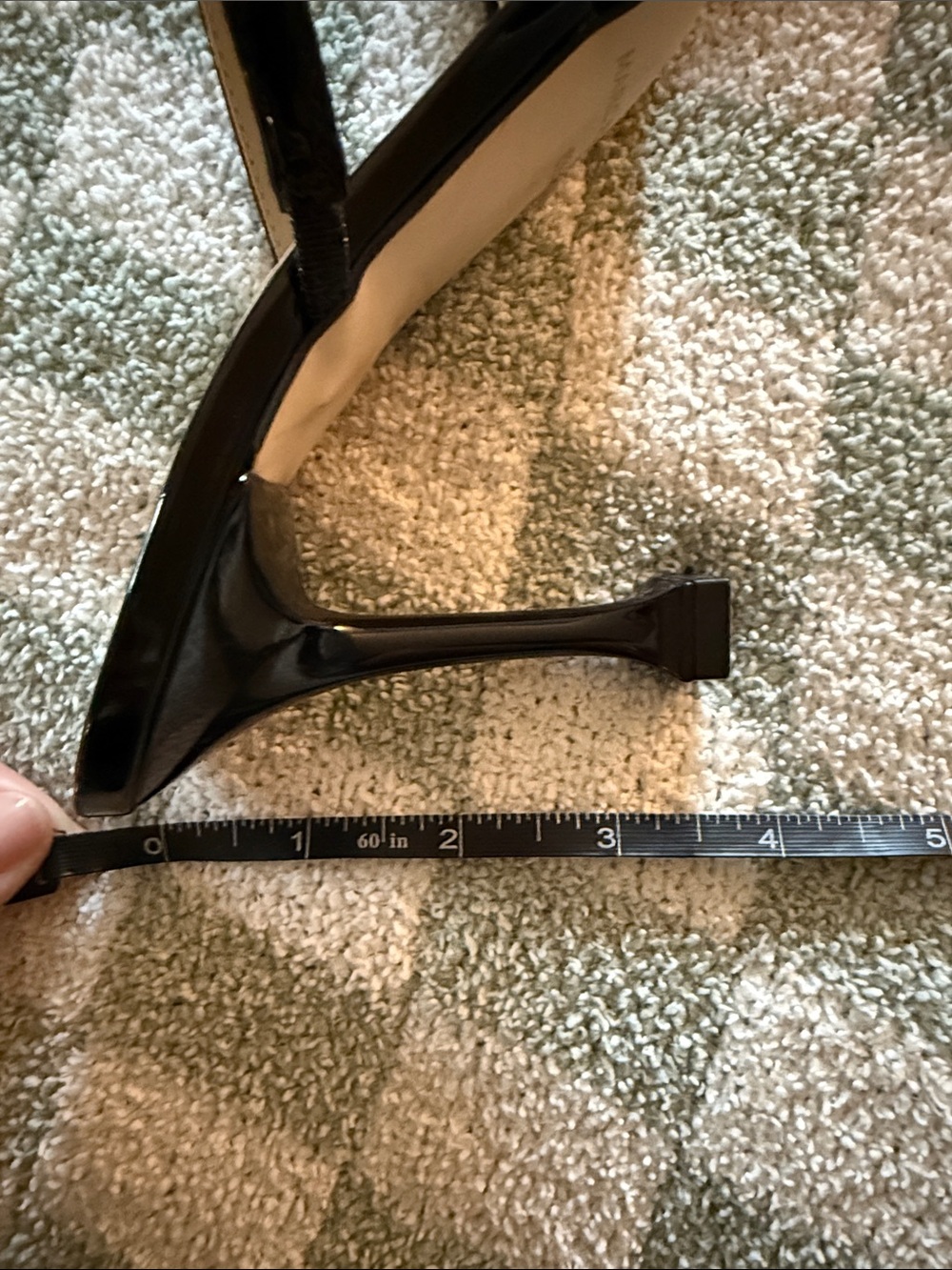 Marc Fisher Black Patent Pointed Toe Heels Size 8.5 - Picture 9 of 9